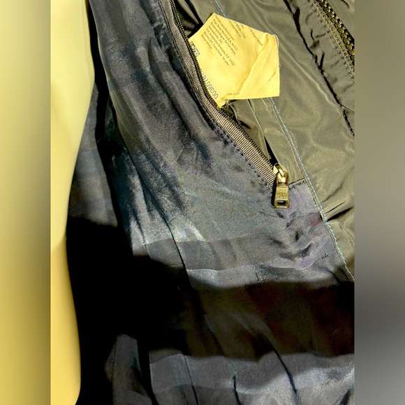 Hugo Boss Boss waterproof jacket 40 R. - Picture 2 of 4